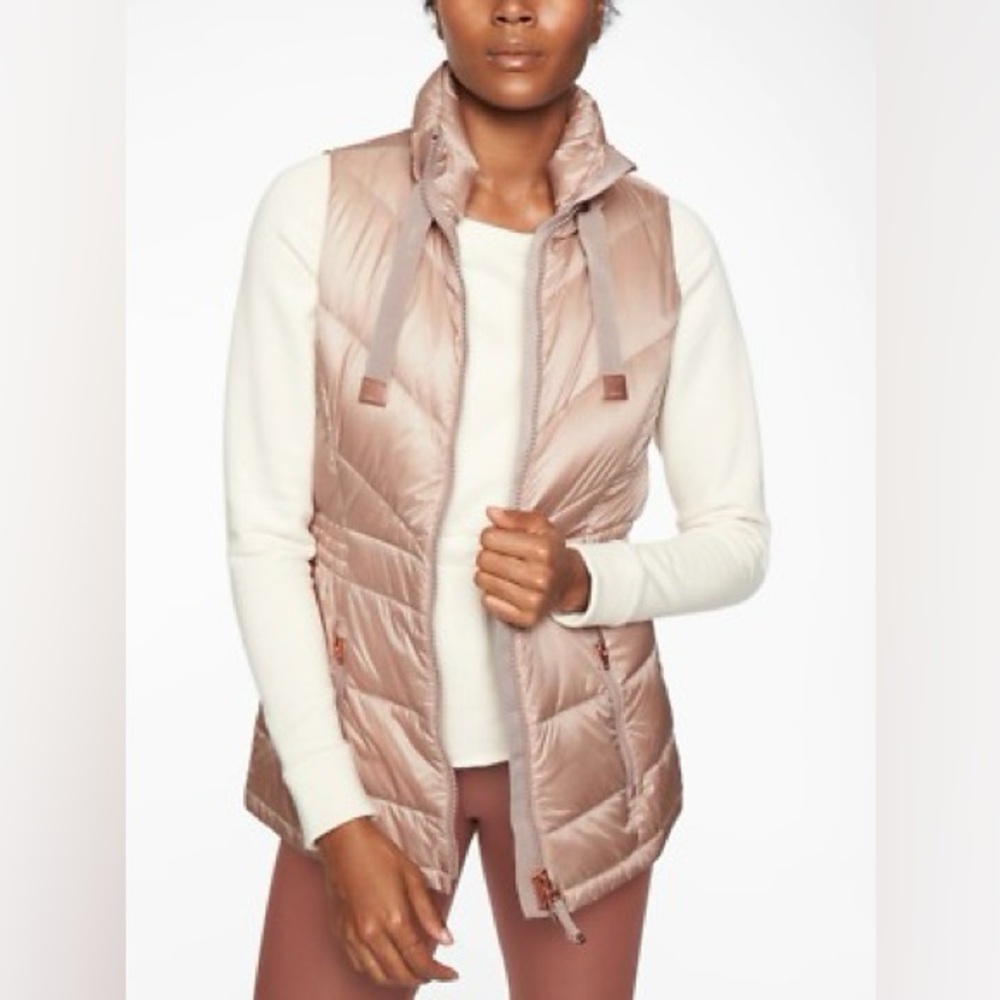 Athleta Rose Gold Down Puffer Jacket Size Small